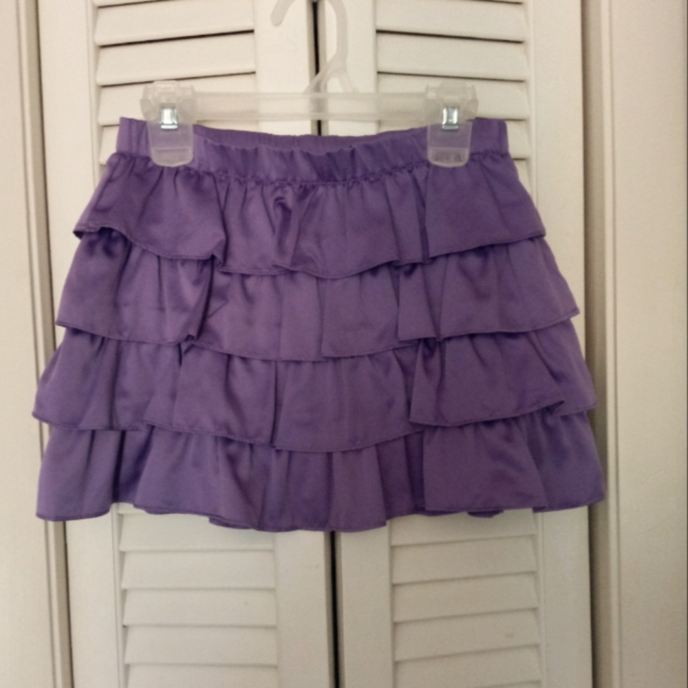 Girl’s Size S (6/6x) Purple Ruffled Satin Skirt NWOT